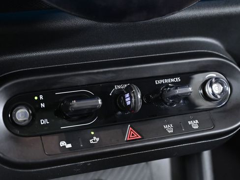 Certified 2025 MINI Cooper S image 14