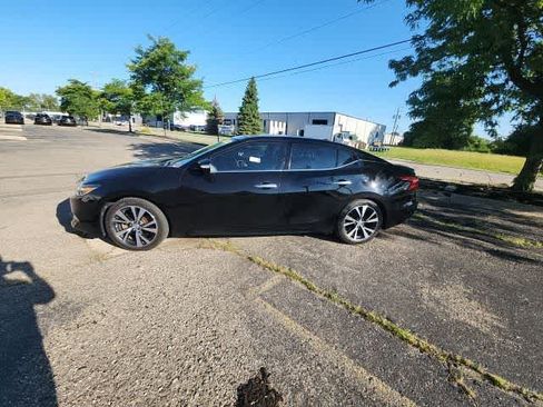Used 2017 Nissan Maxima Platinum FWD image 26