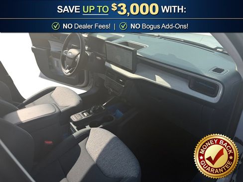 Used 2025 Ford Maverick XLT w/ Equipment Group 302A AWD/4WD image 22