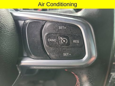 Used 2020 Jeep Gladiator Rubicon w/ LED Lighting Group AWD/4WD image 12