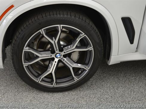 Used 2019 BMW X5 xDrive40i w/ M Sport Package AWD/4WD image 50