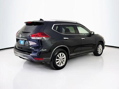 Used 2018 Nissan Rogue SV AWD/4WD image 7