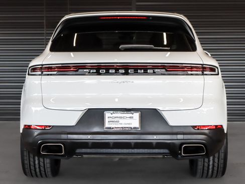 Certified 2024 Porsche Cayenne image 9
