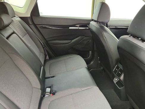 Used 2023 Kia Seltos S w/ Navigation Package AWD/4WD image 22