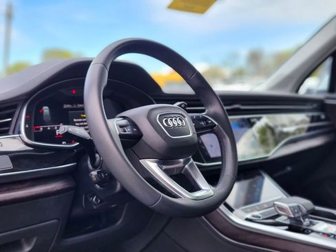 Used 2023 Audi Q7 3.0T Premium Plus AWD/4WD image 21