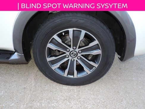 Used 2020 Nissan Armada SL w/ Premium Package image 14