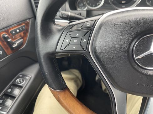 Used 2013 Mercedes-Benz E 350 Cabriolet image 32