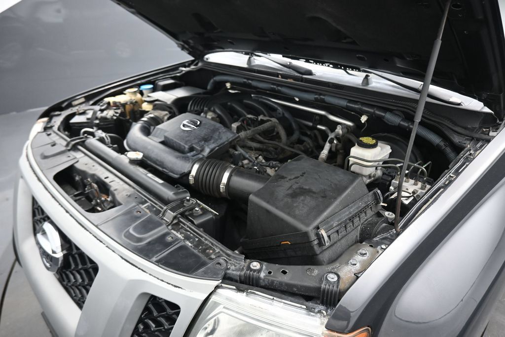 Used 2010 Nissan Xterra X AWD/4WD image 33