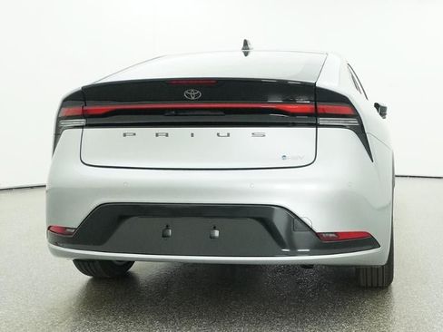 New 2026 Toyota Prius XLE FWD image 23