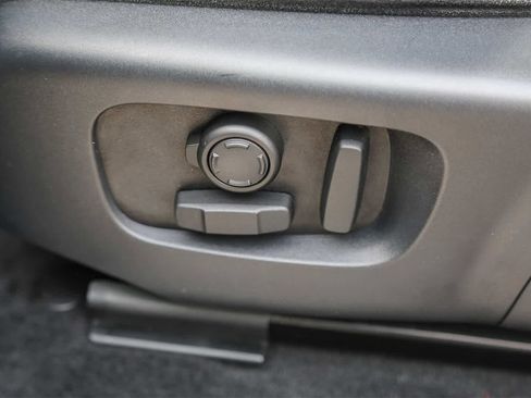 Used 2020 Land Rover Range Rover Evoque R-Dynamic HSE image 21