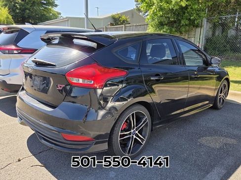 Used 2016 Ford Focus ST w/ Equipment Group 402A FWD image 5