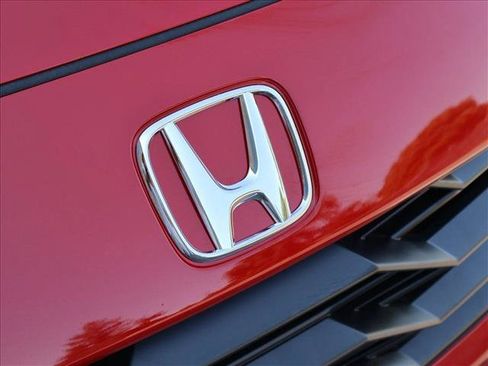 Certified 2024 Honda HR-V Sport image 29