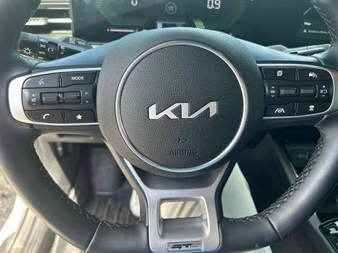 Certified 2025 Kia K5 GT-Line AWD/4WD image 10