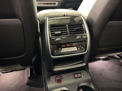 Certified 2024 BMW X7 xDrive40i w/ Executive Package image 32