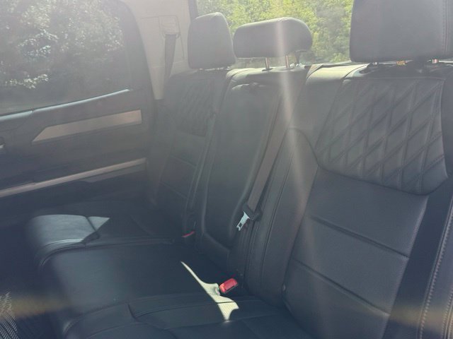 Used 2017 Toyota Tundra 4x4 CrewMax image 30