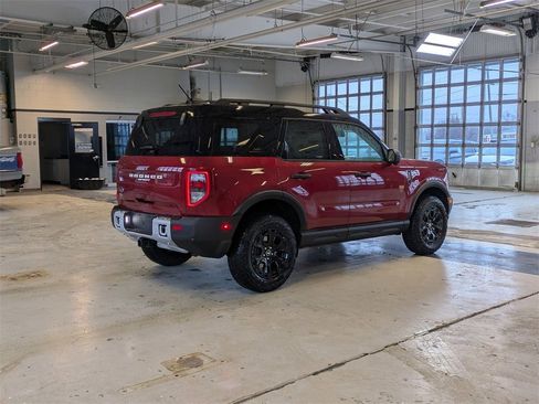 New 2025 Ford Bronco Sport Badlands w/ Sasquatch Badlands Package image 5