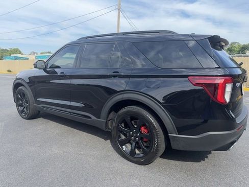 Used 2024 Ford Explorer ST AWD/4WD image 7