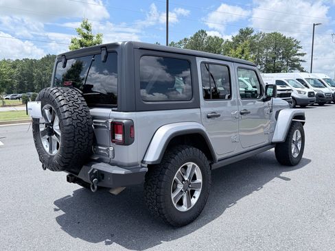 Used 2020 Jeep Wrangler Unlimited Sahara AWD/4WD image 7