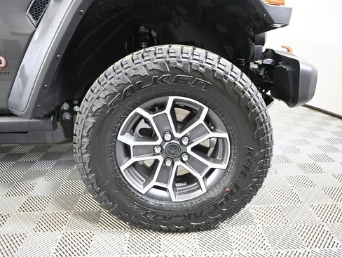 New 2026 Jeep Gladiator Mojave AWD/4WD image 12