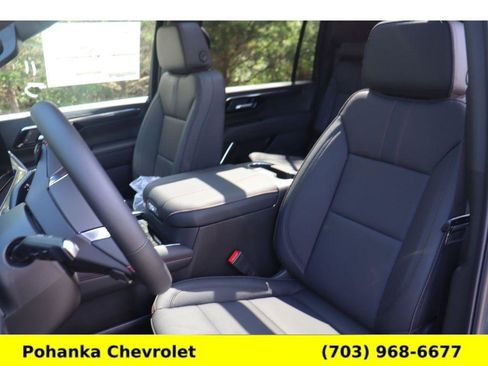 New 2026 Chevrolet Suburban RST AWD/4WD image 26