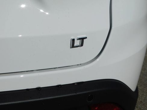 New 2026 Chevrolet Trax LT w/ Driver Confidence Package FWD image 36