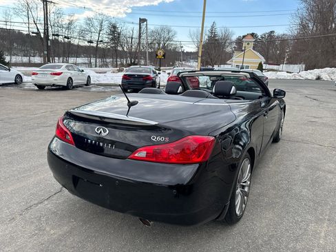 Used 2014 INFINITI Q60 Convertible w/ Premium Package image 8