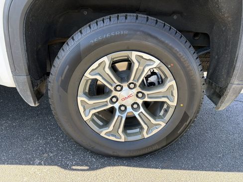 Used 2025 GMC Sierra 1500 SLT image 19