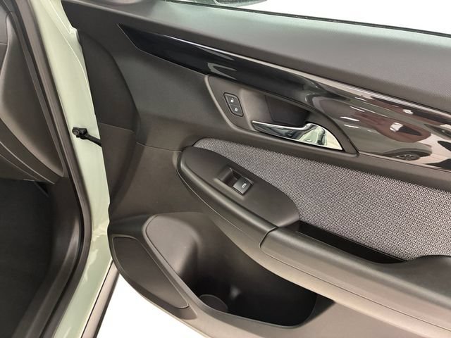 Used 2025 Chevrolet TrailBlazer LT AWD/4WD image 15