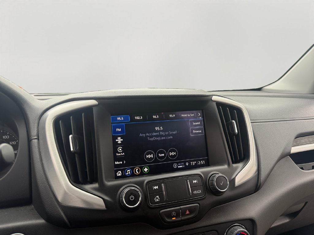 Used 2024 GMC Terrain SLT AWD/4WD image 15