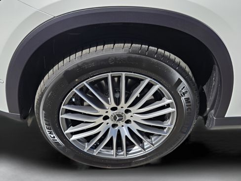 New 2026 Mercedes-Benz GLC 300 image 35