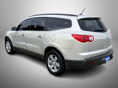 Used 2011 Chevrolet Traverse LT w/ Personal Connectivity Package image 7