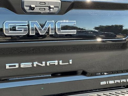 New 2026 GMC Sierra 2500 Denali Ultimate AWD/4WD image 33