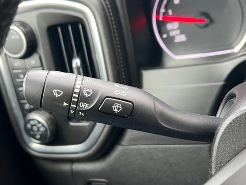 Used 2020 Chevrolet Silverado 1500 LT w/ Convenience Package image 47