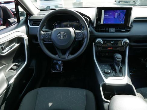 Certified 2025 Toyota RAV4 XLE AWD/4WD image 13