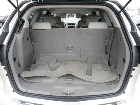 Used 2013 Chevrolet Traverse LTZ image 18