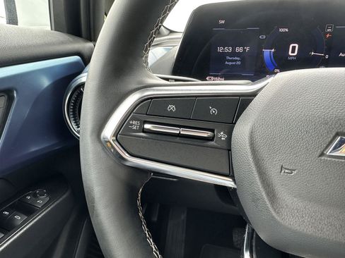 Used 2024 Chevrolet Equinox EV LT AWD/4WD image 22