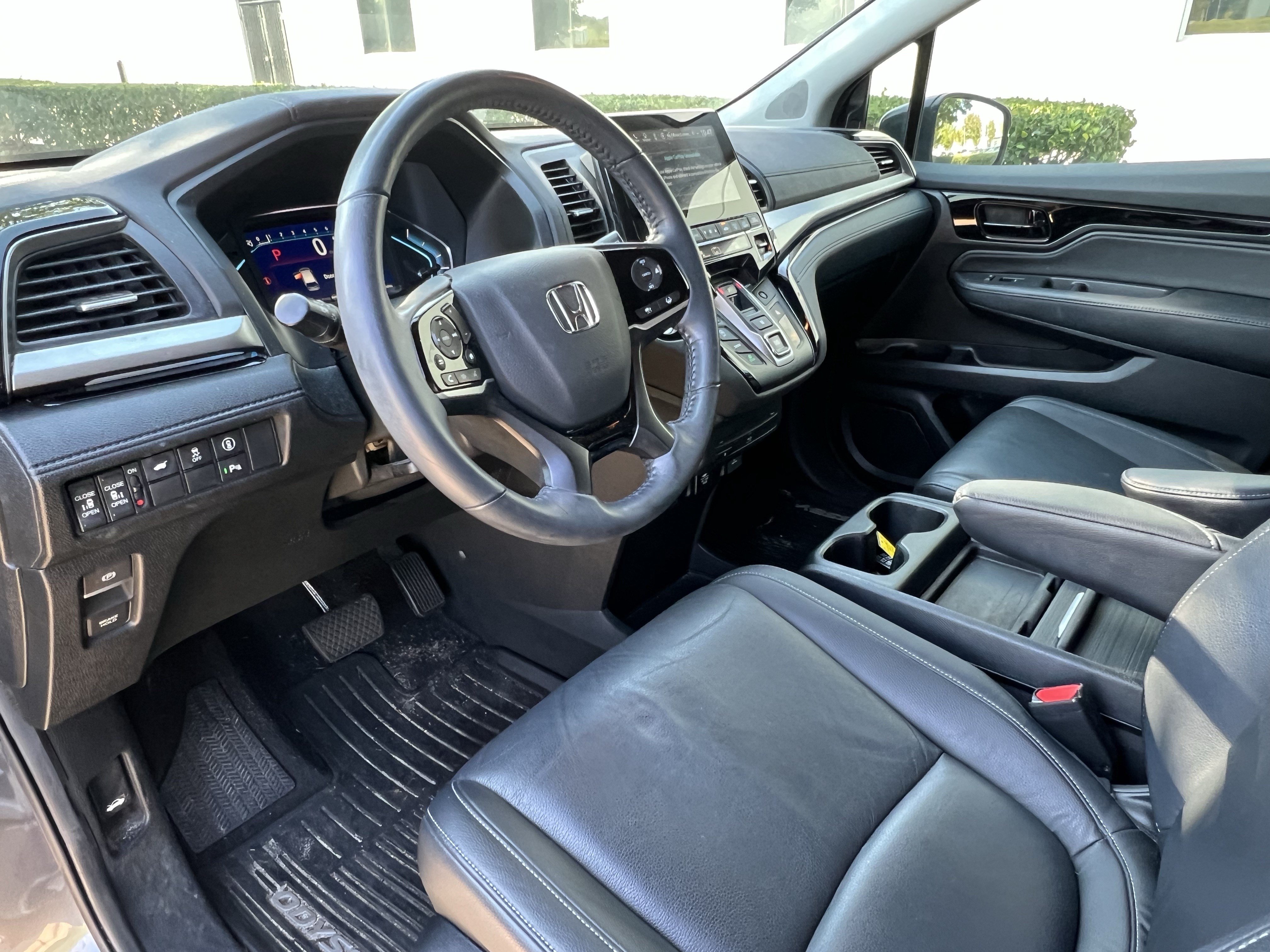 Used 2024 Honda Odyssey Touring image 17
