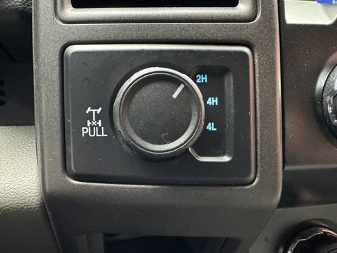 Used 2022 Ford F250 XL w/ Power Equipment Group AWD/4WD image 18