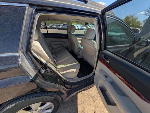 Used 2010 Subaru Outback 3.6R Limited AWD/4WD image 27