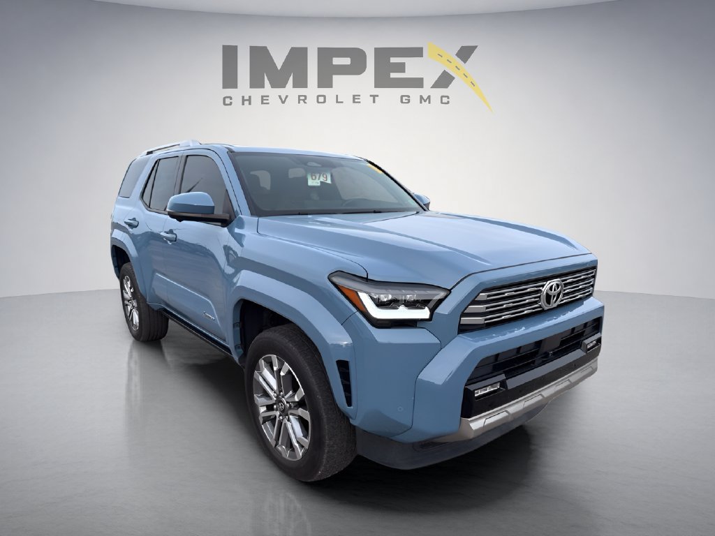 Used 2025 Toyota 4Runner Limited AWD/4WD image 7