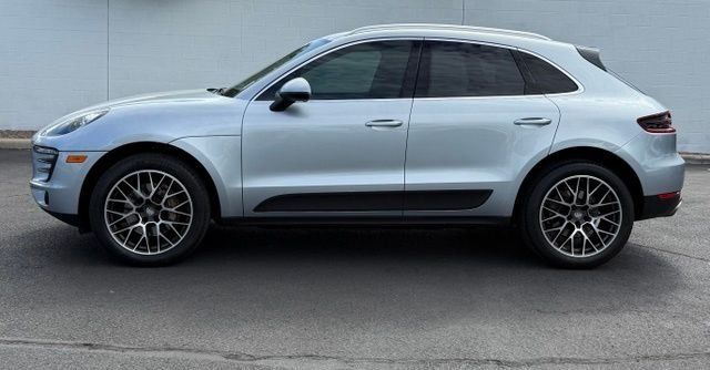 Used 2018 Porsche Macan S AWD/4WD image 2
