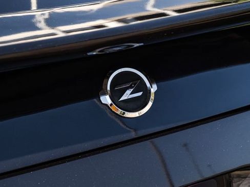 Used 2006 Nissan 350Z Touring w/ (N93) Cargo Convenience Pkg image 31