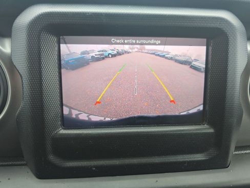 Used 2021 Jeep Wrangler Unlimited Sport S image 24