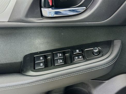 Used 2015 Subaru Outback 2.5i Premium AWD/4WD image 18