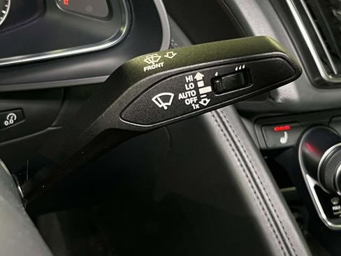 Used 2018 Audi R8 V10 image 42