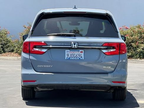 Used 2024 Honda Odyssey Elite image 5