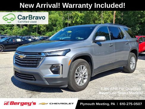 Used 2023 Chevrolet Traverse LT AWD/4WD image 1