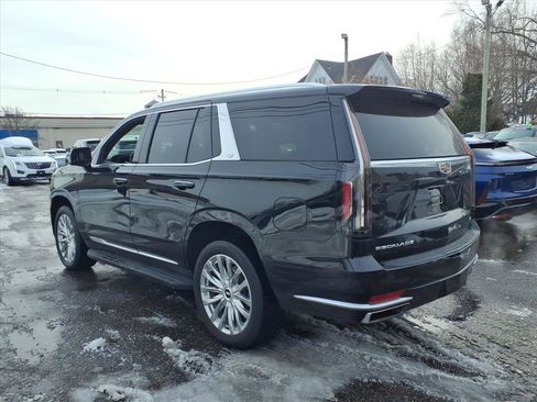 Used 2023 Cadillac Escalade Premium Luxury image 7