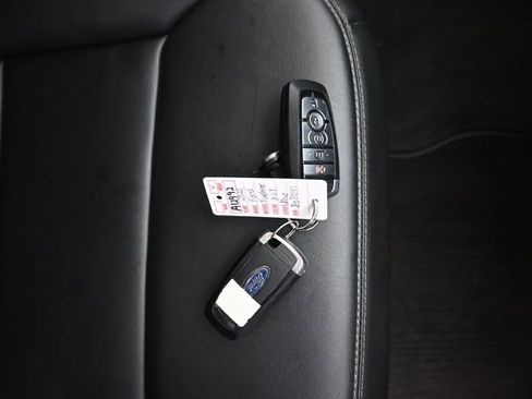 Used 2022 Ford Explorer XLT w/ Equipment Group 202A image 14