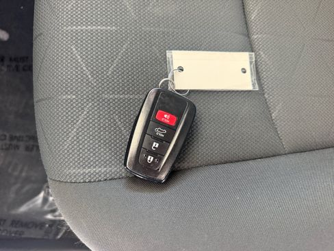 Used 2023 Toyota RAV4 XLE w/ Convenience Package FWD image 24